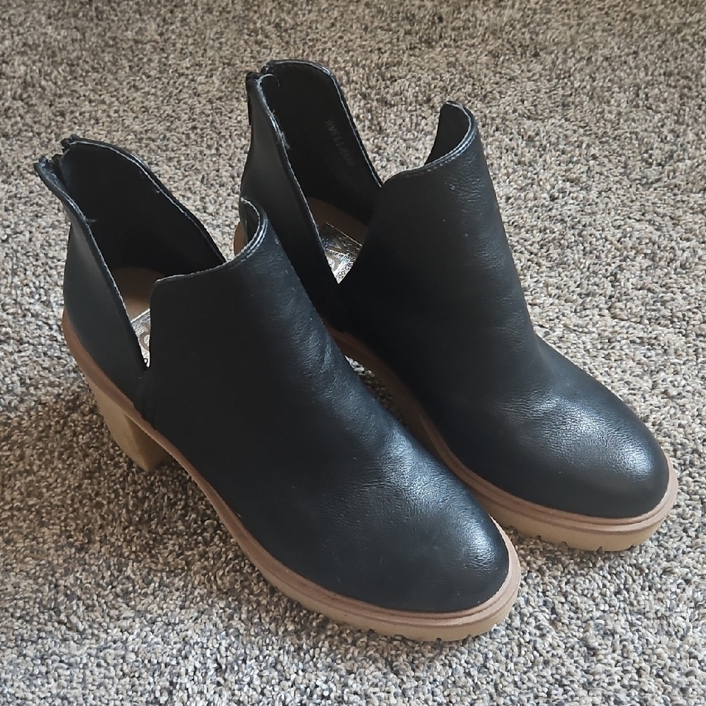 Dolce Vita Black Ankle Booties with Tan Sole